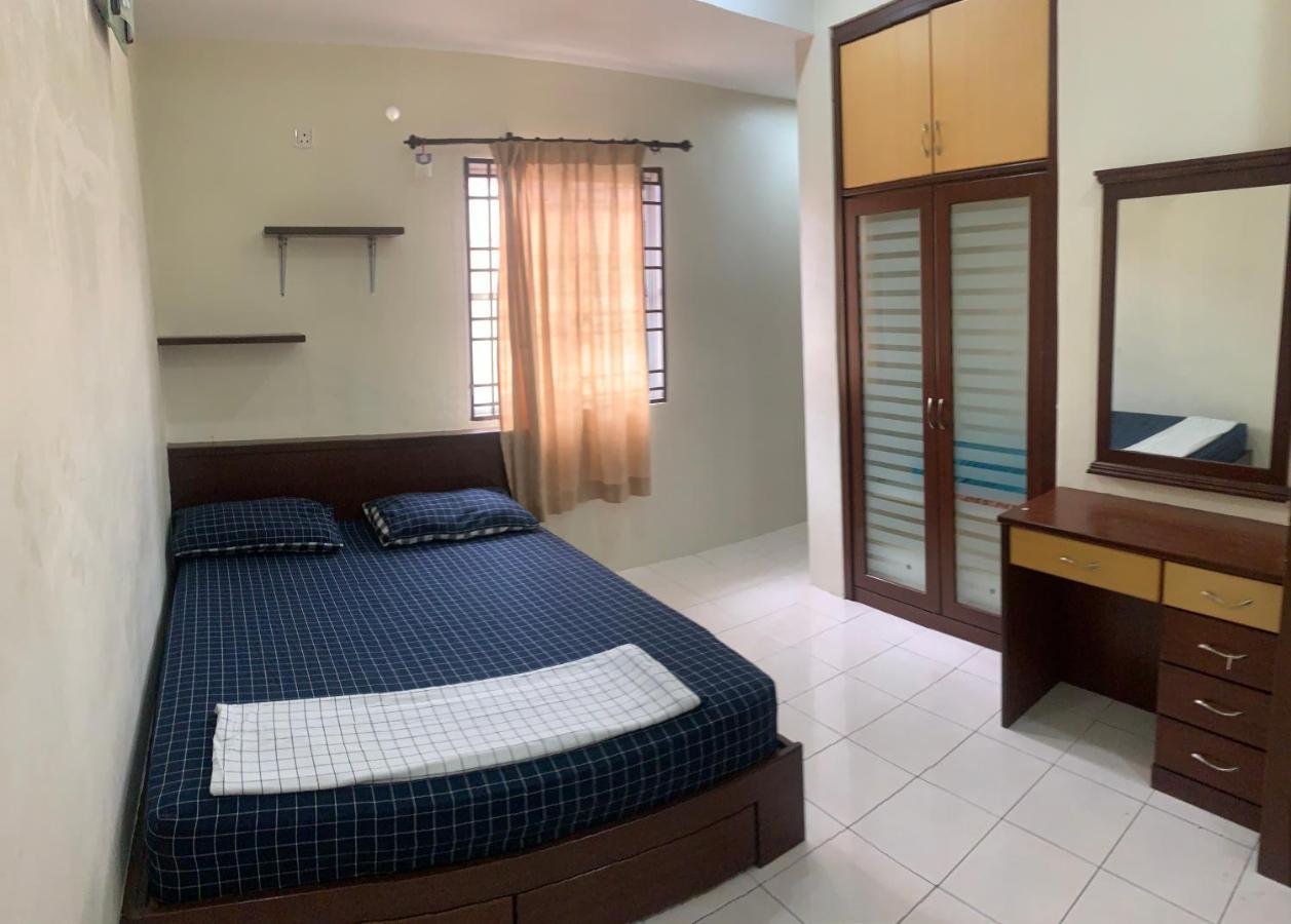 Awani Homestay Seberang Jaya Permatang Janggus Bagian luar foto